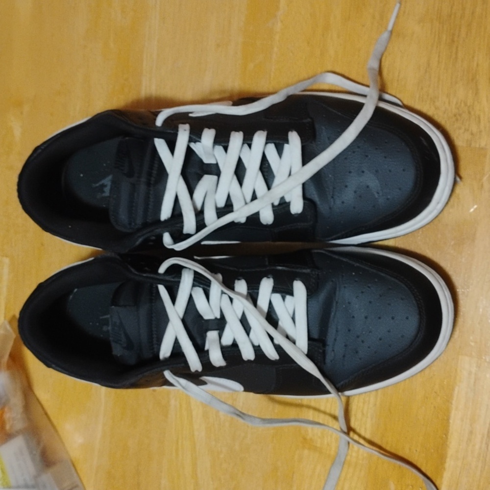 Nike dunks black white 13